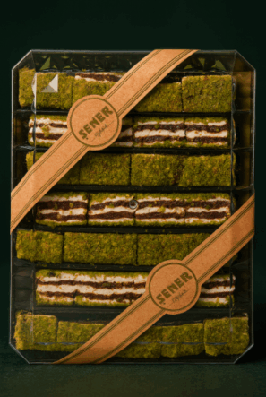 Antep fıstıklı pralinli baklava dilim 600 gr pırlanta kutu