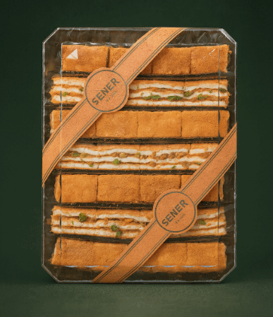 Antep fıstıklı lotus kremalı baklava dilim 600 gr pırlanta kutu